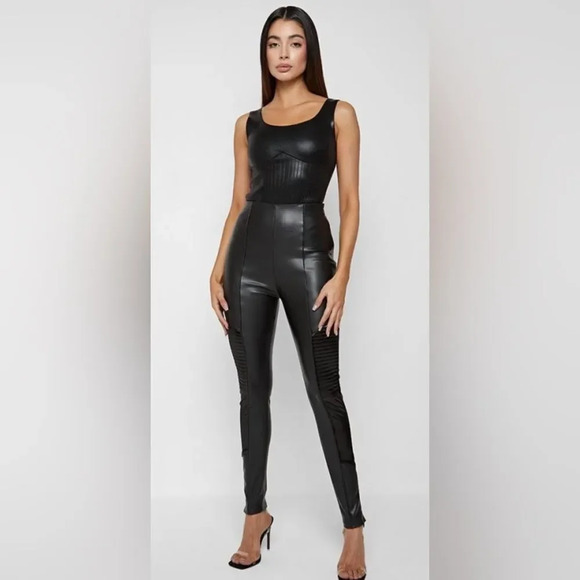NEW Maniere De Voir  VEGAN LEATHER & PATENT RIBBED LEGGINGS - Picture 4 of 15